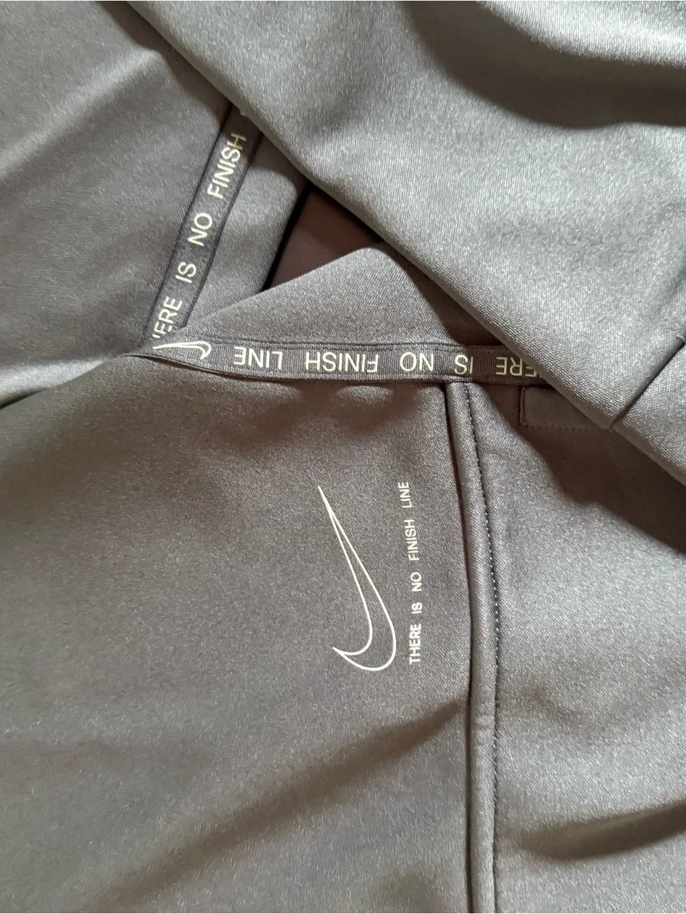 Nike kids’s Dark Gray Performance Hoodie